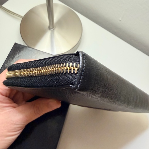 Yves Saint Laurent YSL Black long zipper wallet - Picture 6 of 9